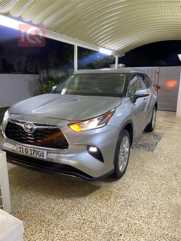 Toyota for sale in Iraq